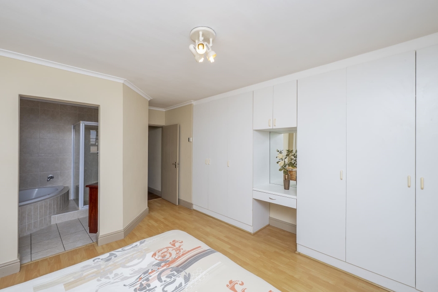 3 Bedroom Property for Sale in Protea Heights Western Cape